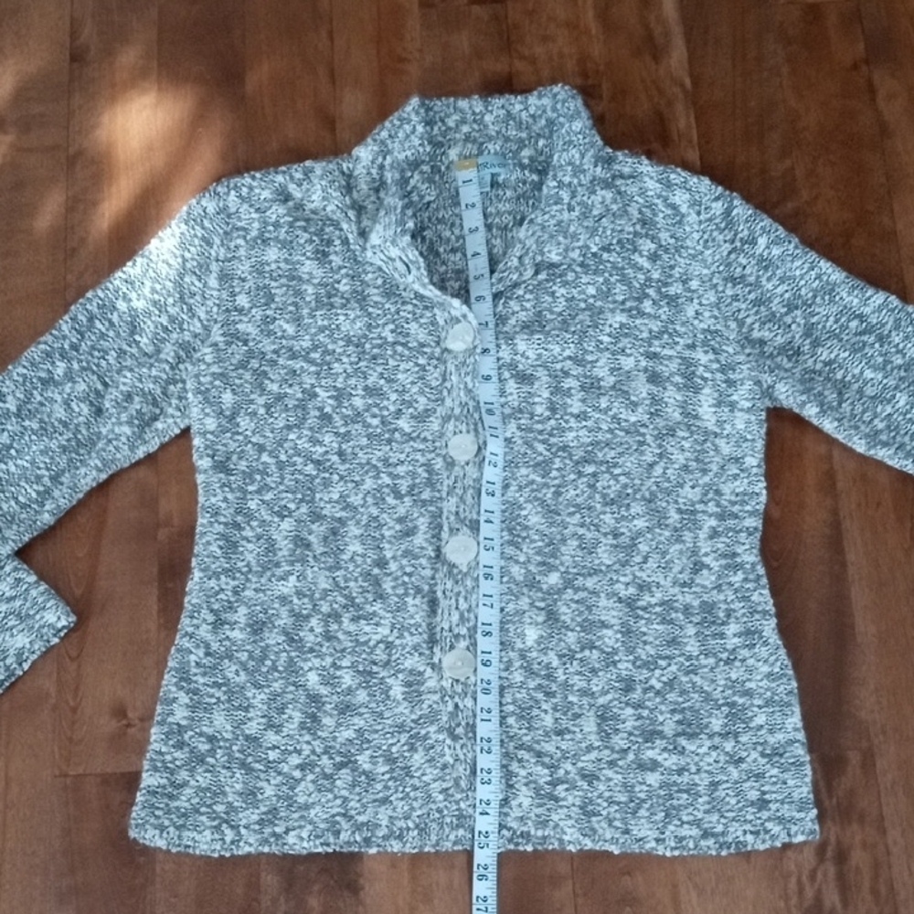 Chic Marled Button-Up Cardigan - Picture 8 of 10